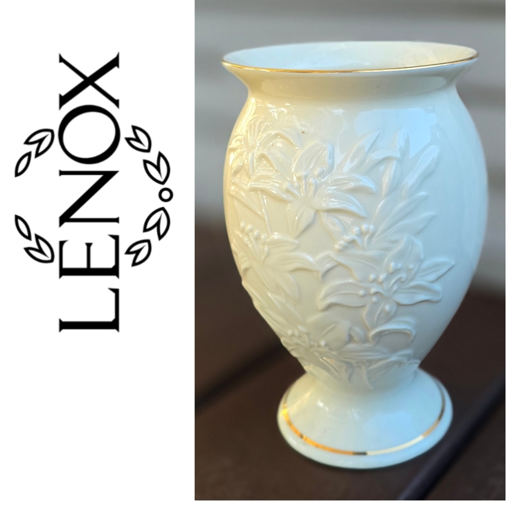 Vintage Lenox Lily Embossed Ivory Vase with Gold Trim